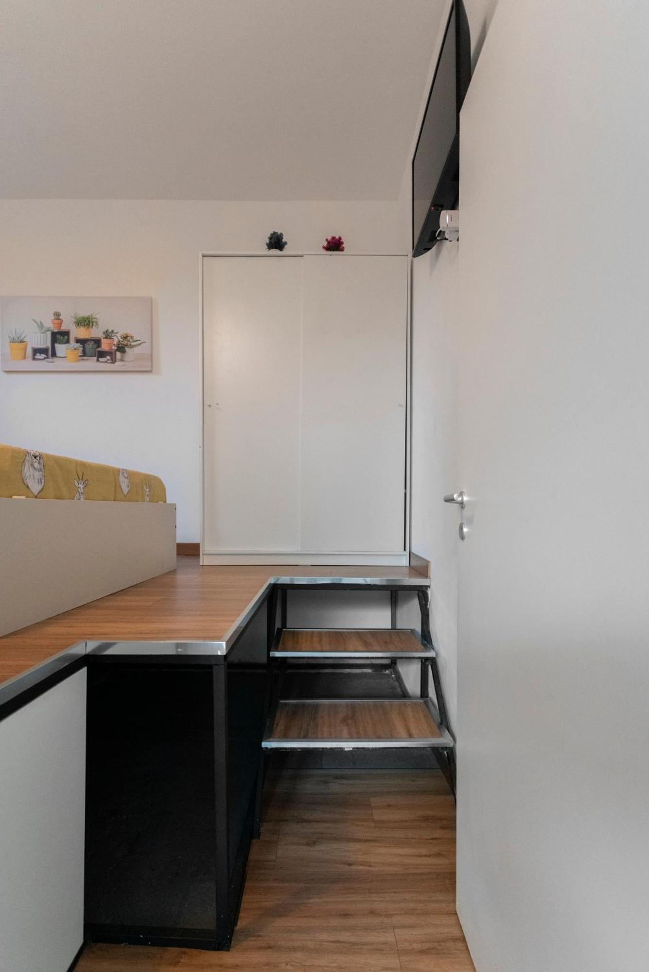 Elegant Sweet Home Suite - Milan, 15 Minute Duomo Exterior photo